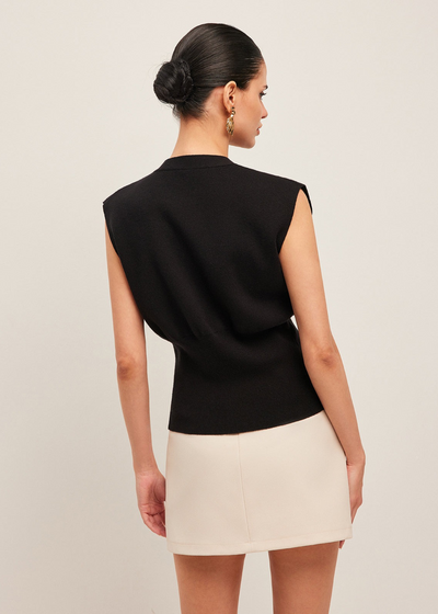 Gilet col en V sans manche – Élégance Noire