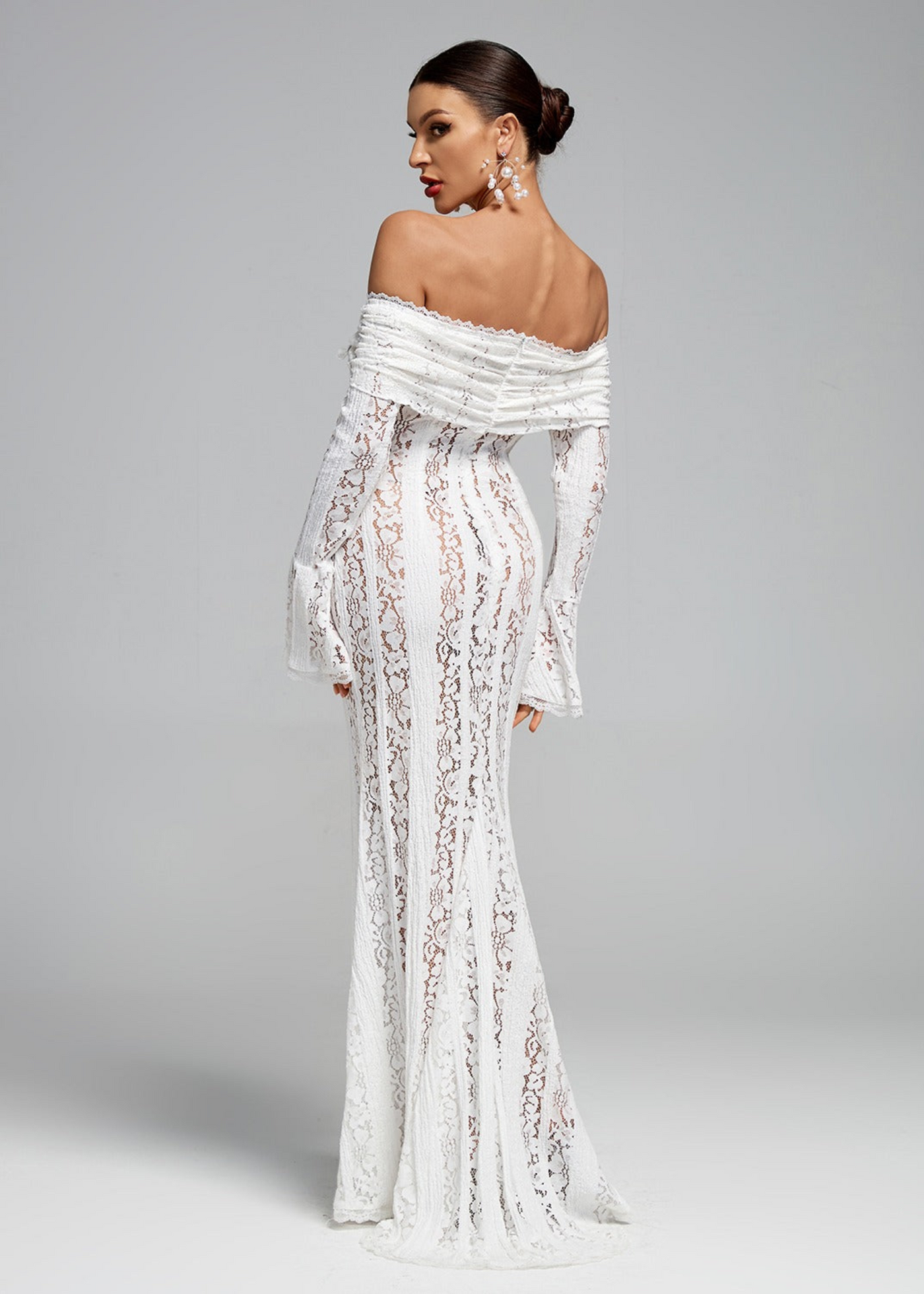 Robe Calista - Dentelle Épaule Dénudée